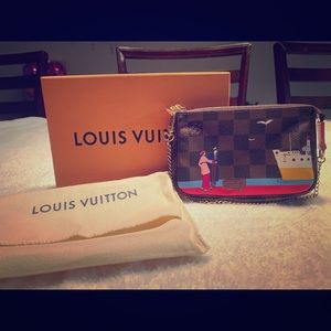 Brand New Louis Vuitton Pochette